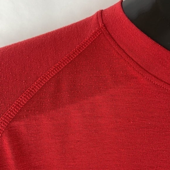 WISCONSIN Braves Under Armour Shirt L - Picture 2 of 8